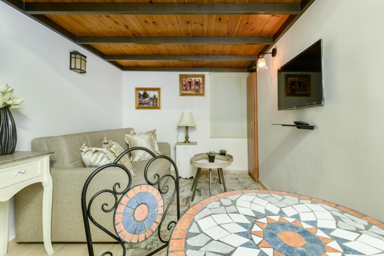 Ji Neve Tzedek Tel Aviv Aparthotel Luaran gambar
