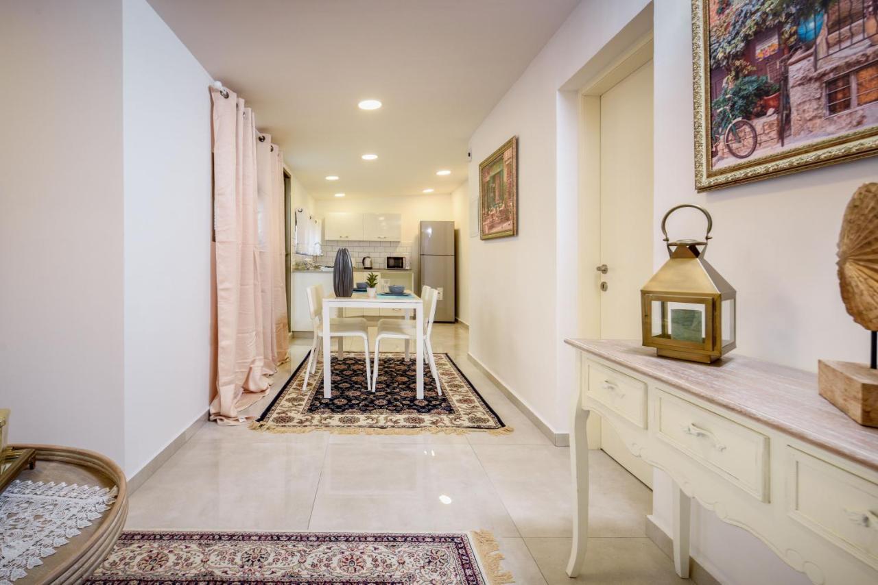 Ji Neve Tzedek Tel Aviv Aparthotel Luaran gambar